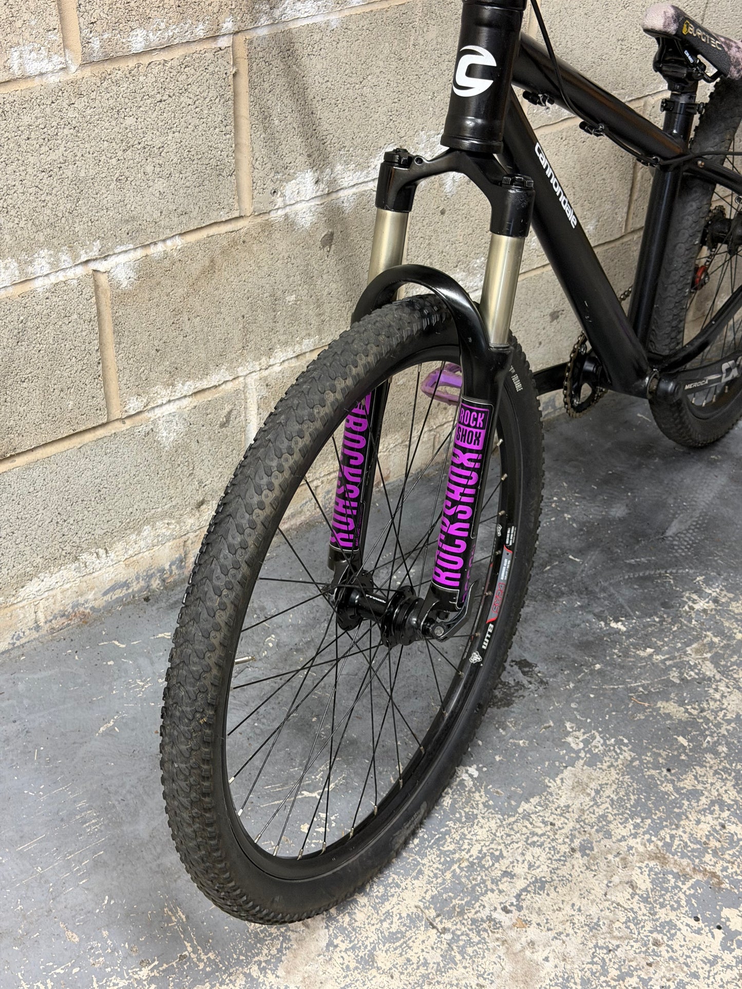 Custom Cannondale Dirt Jump Bike 26”