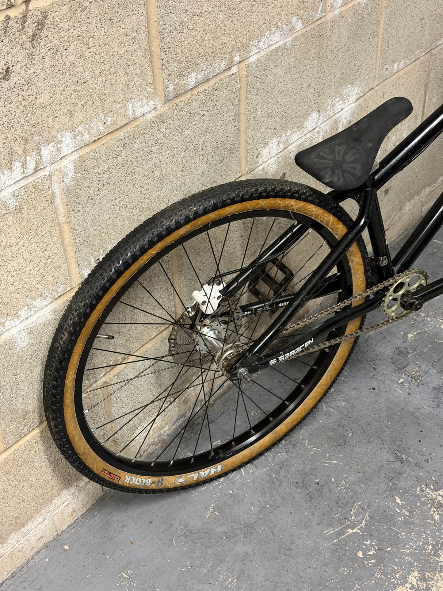 Custom Saracen Dirt Jump Bike 26”