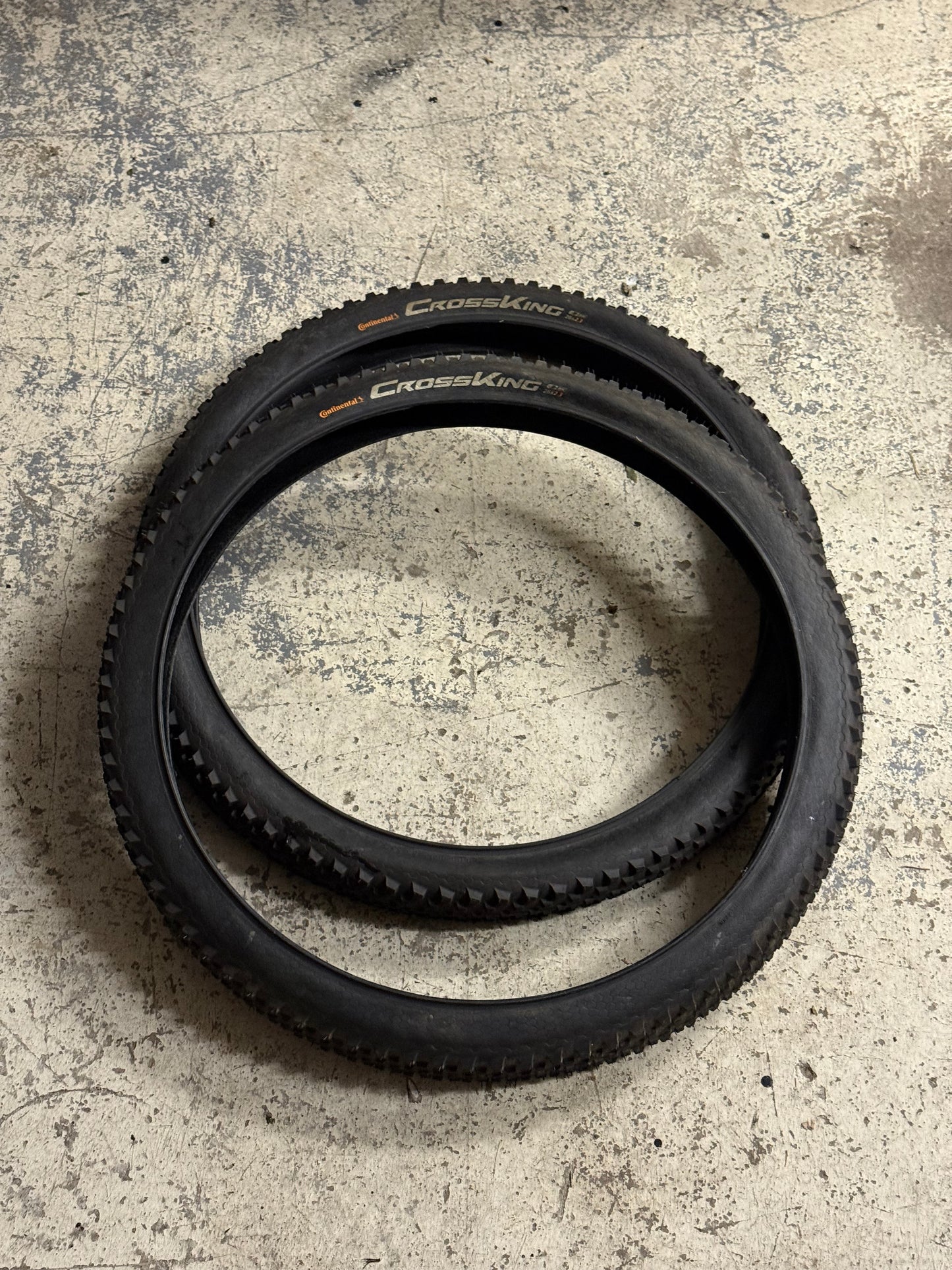 Continental CrossKing Tyres 2.3 Pair 26”