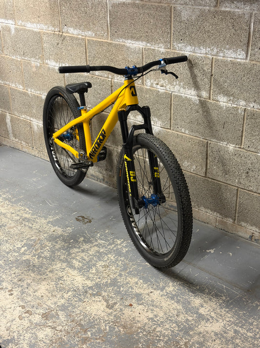 Custom Airdrop Fade Dirt Jump Bike 26”