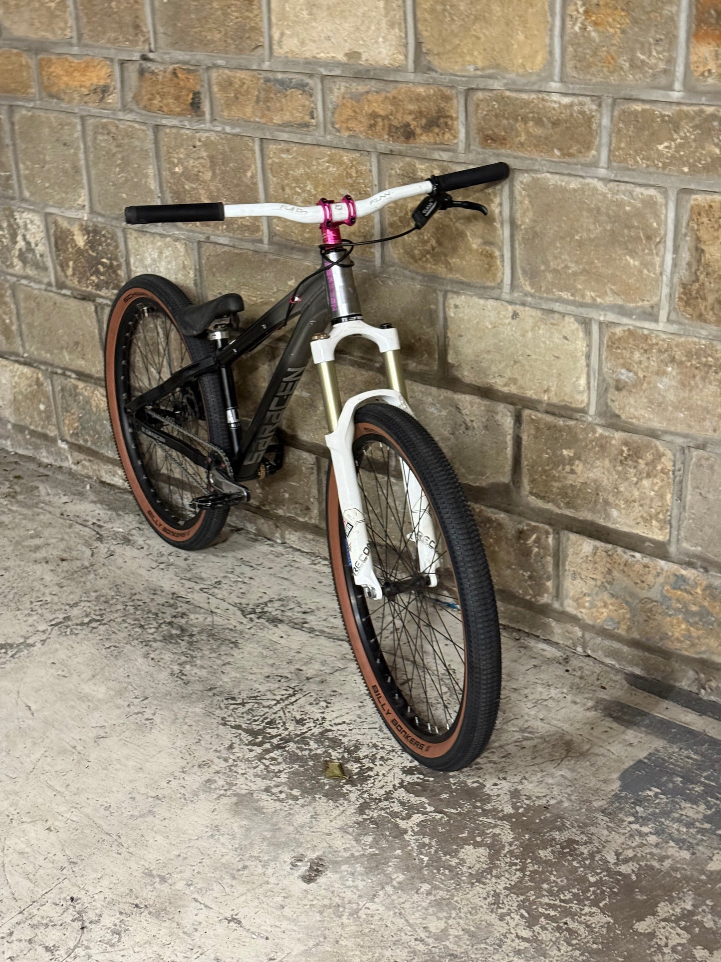 Custom Saracen Dirt Jump Bike 26”