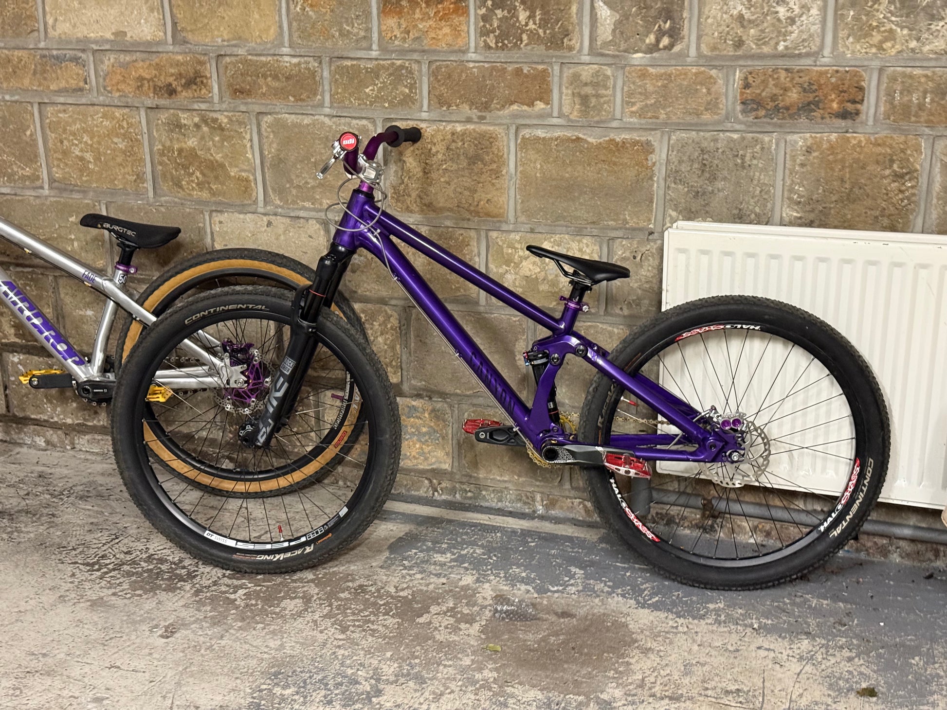 Slopestyle Canyon Jump Bike Custom Canyon Stitched 720 Slopestyle