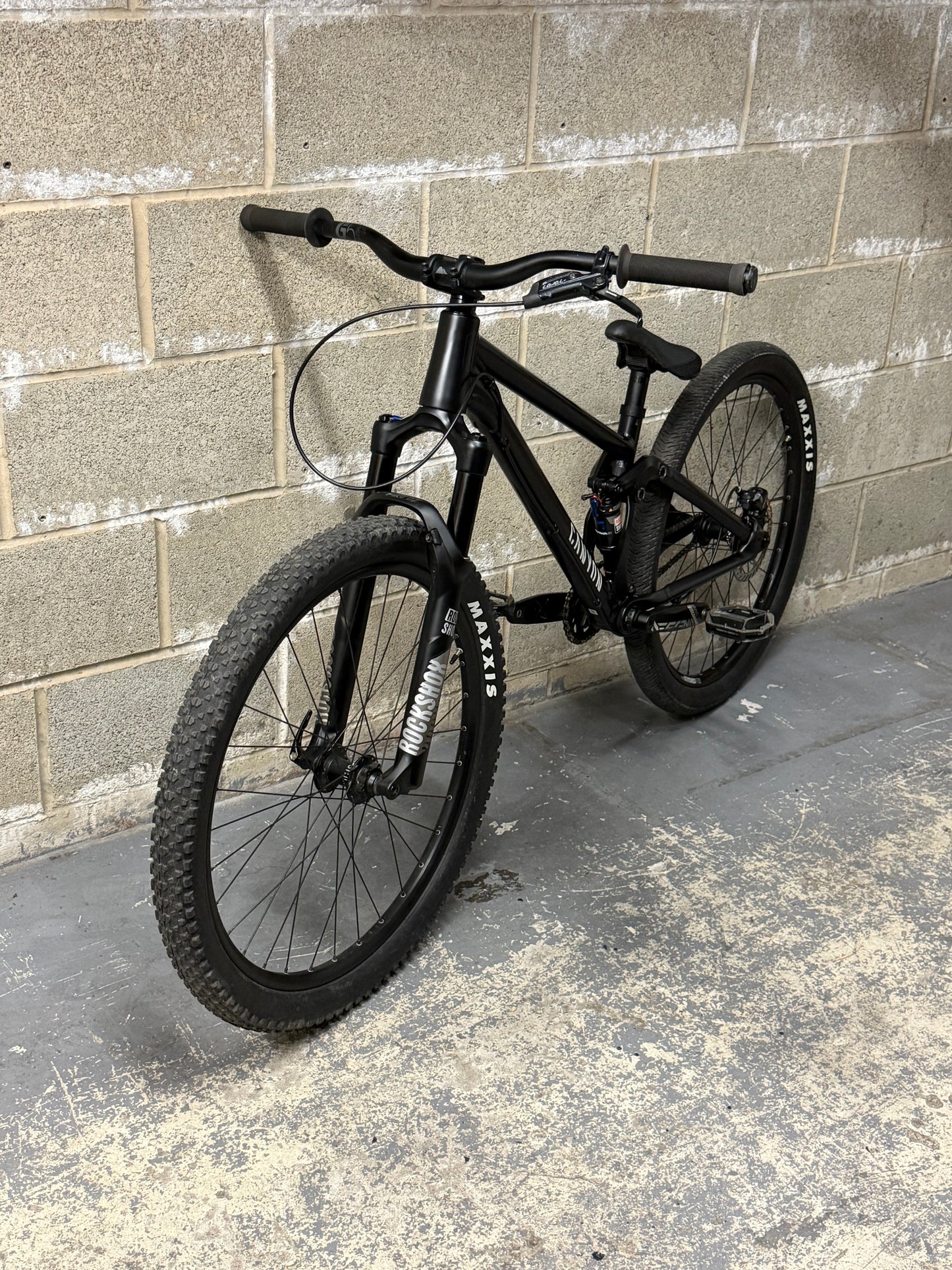 Custom Canyon Stitched 720 Slopestyle Dirt Jump Bike 26”