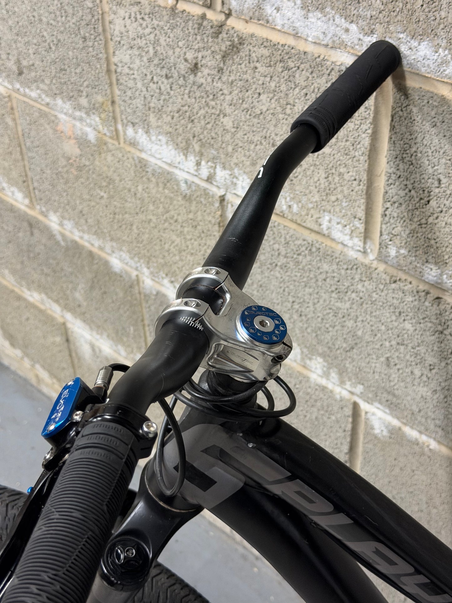 Custom Dartmoor Dirt Jump Bike 26”
