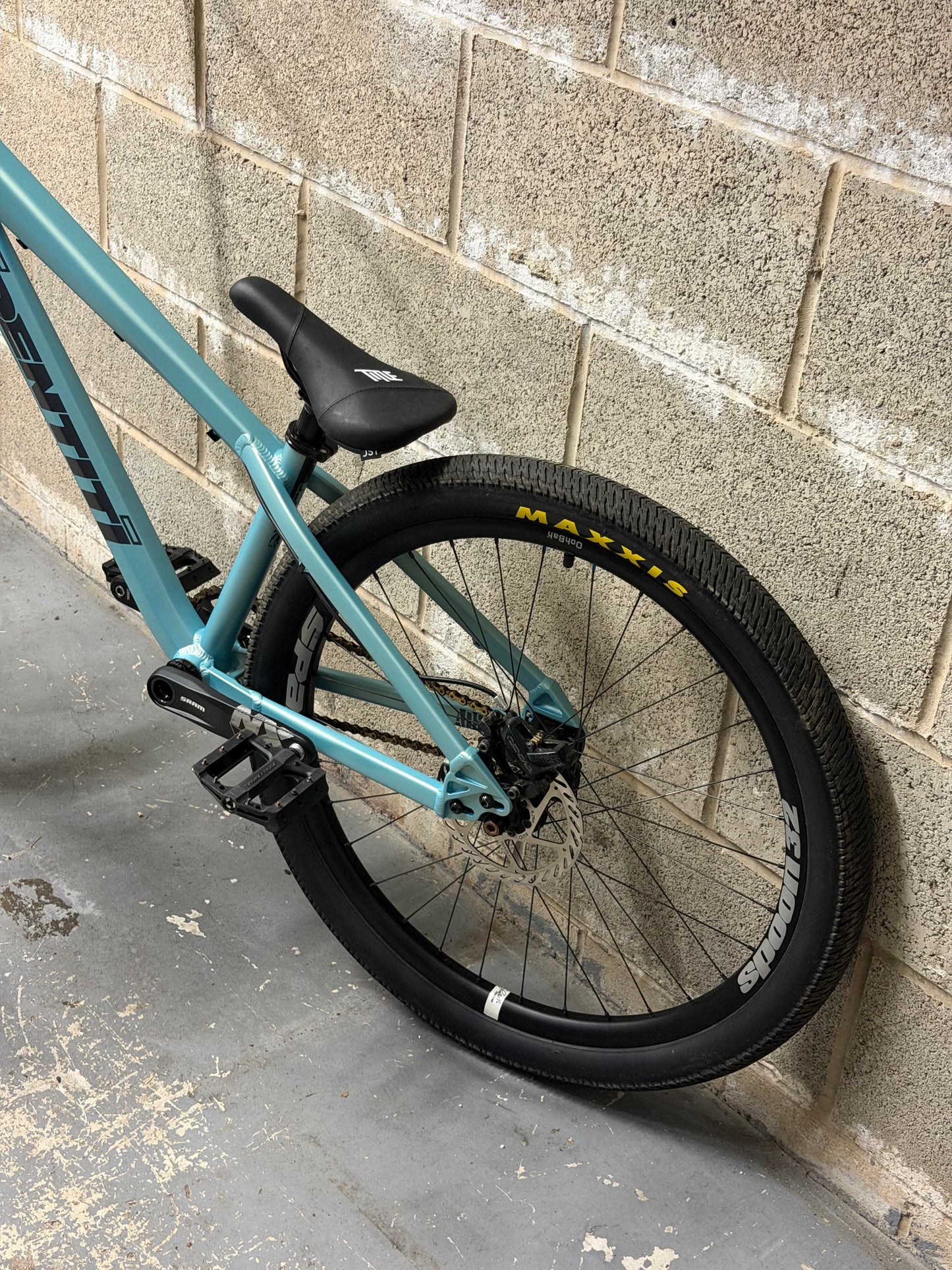 Custom Identiti Dirt Jump Bike 26”