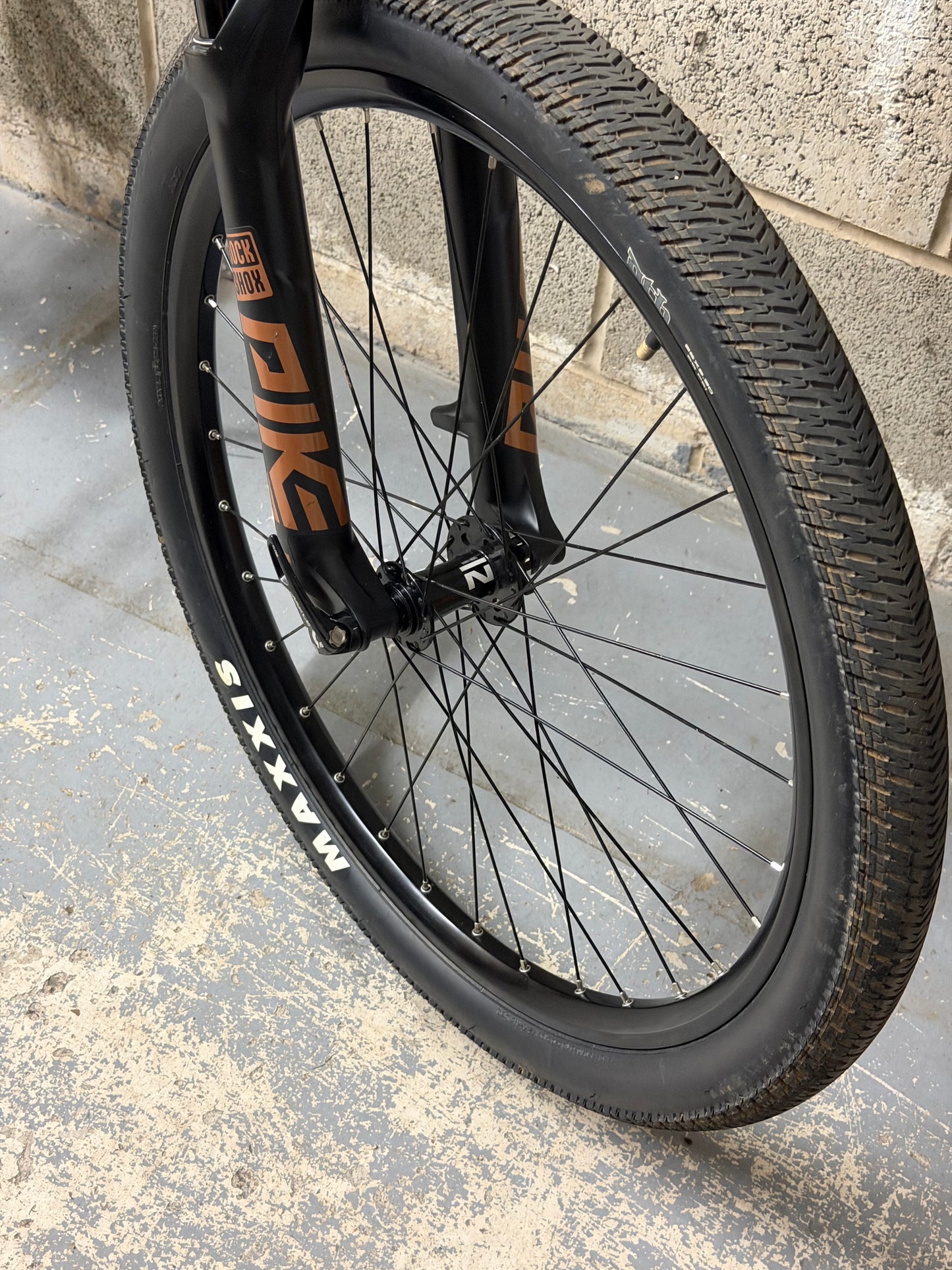 Custom Transition PBJ Dirt Jump Bike 26”