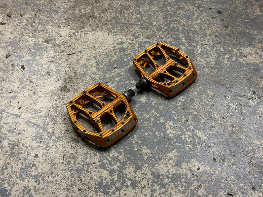 Hope F20 Pedals Orange RRP £140