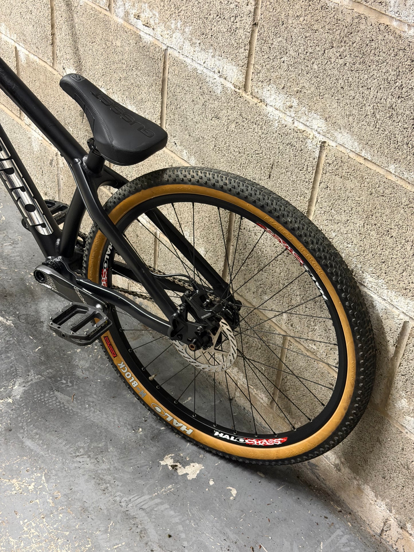 Custom Airdrop Fade Dirt Jump Bike 26”