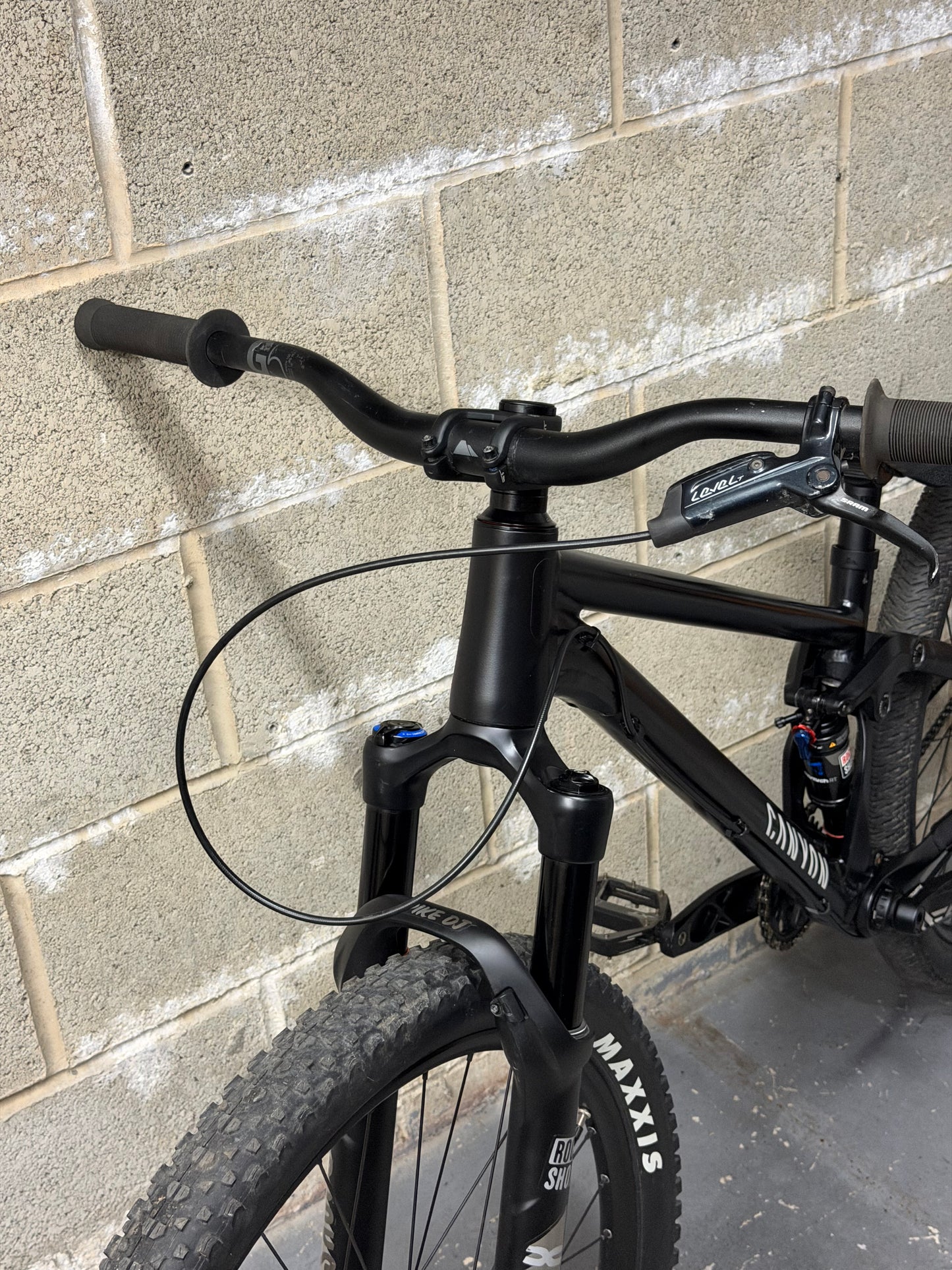 Custom Canyon Stitched 720 Slopestyle Dirt Jump Bike 26”
