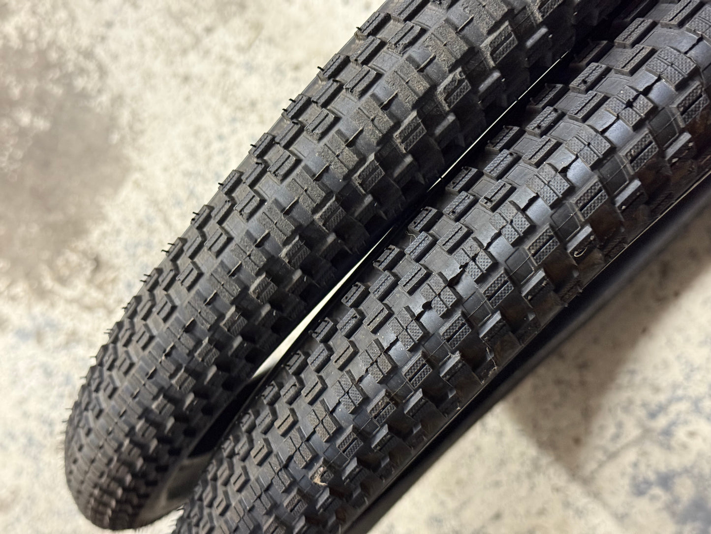 Schwalbe Table Top Tyres 2.25 Pair 26”