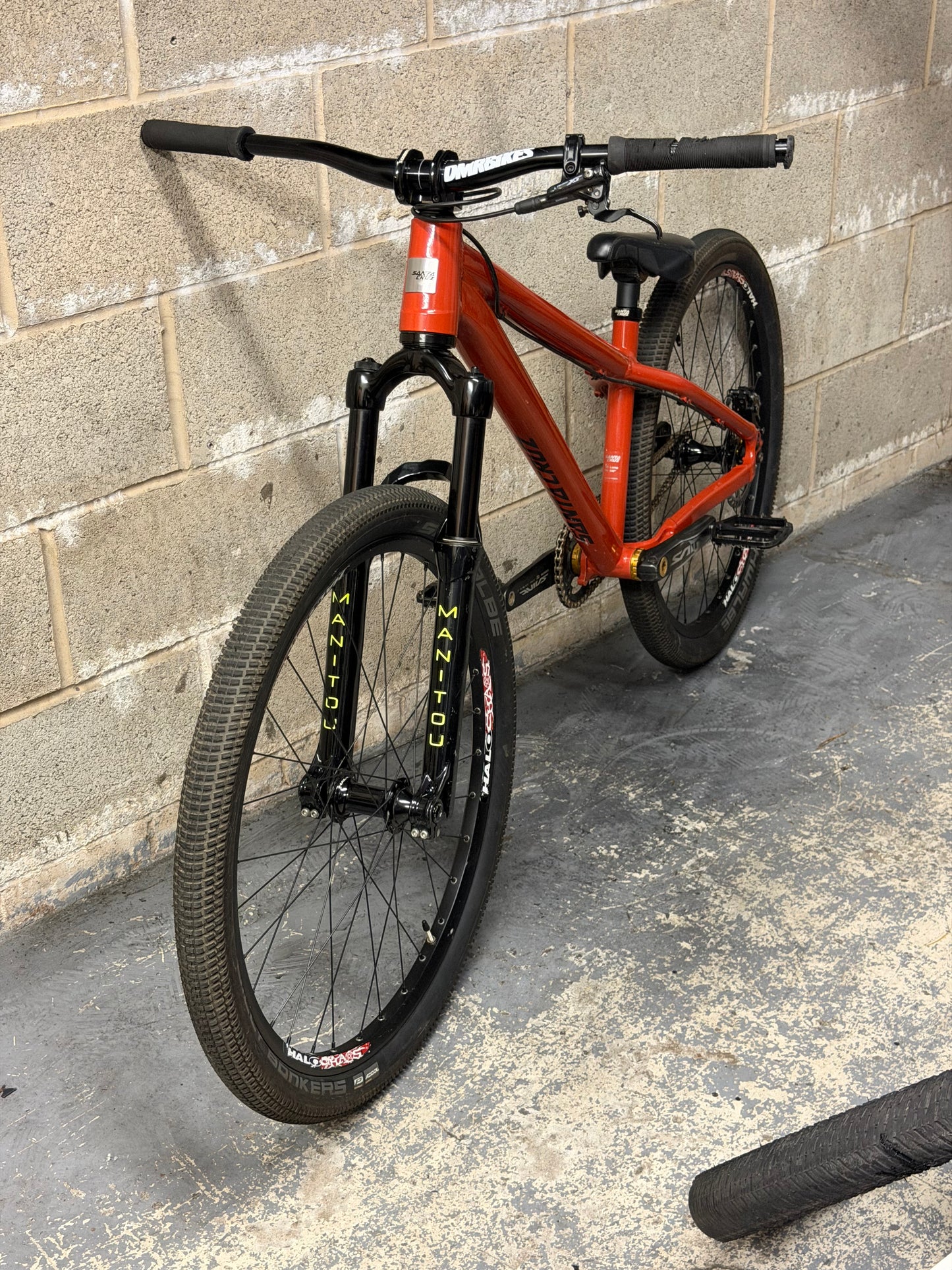 Custom Santa Cruz Jackal Dirt Jump Bike 26”