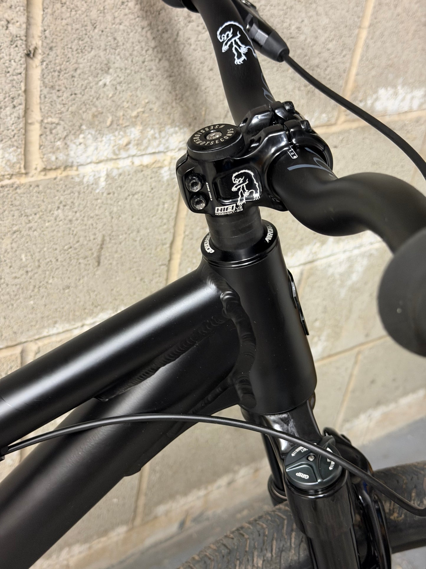 Airdrop Fade Stealth Series Ltd Edition Dirt Jump Bike 26”