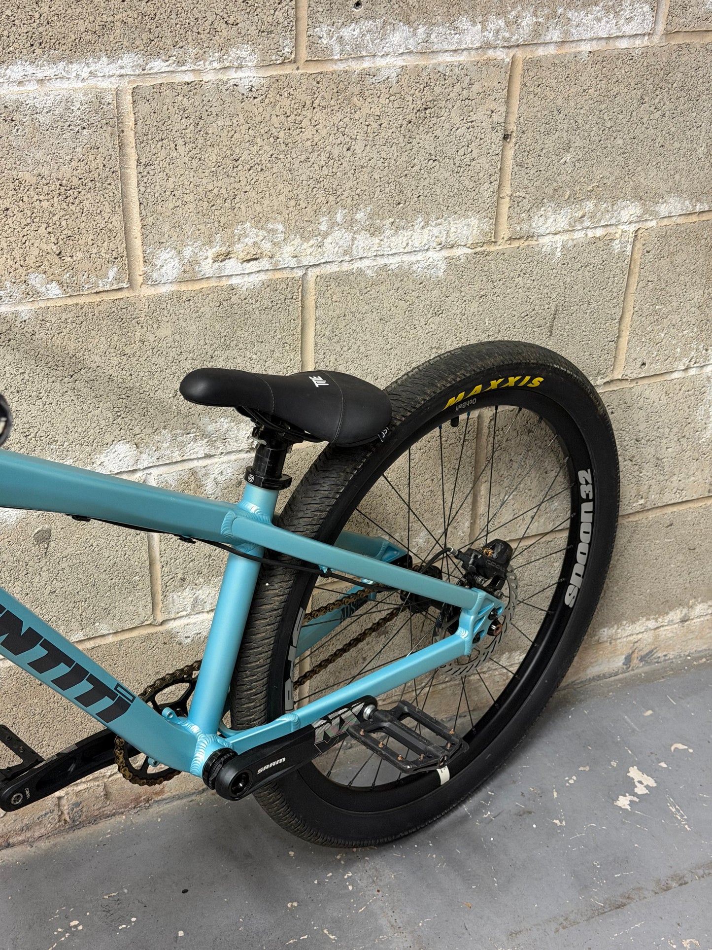 Custom Identiti Dirt Jump Bike 26”