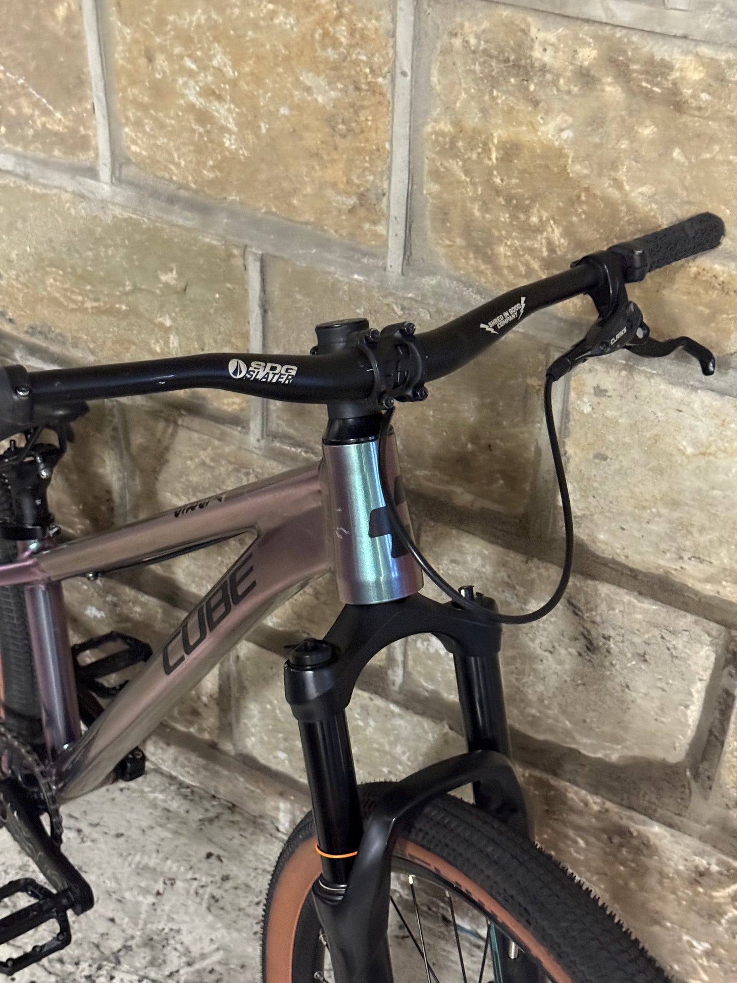 Custom Cube Dirt Jump Bike 24”