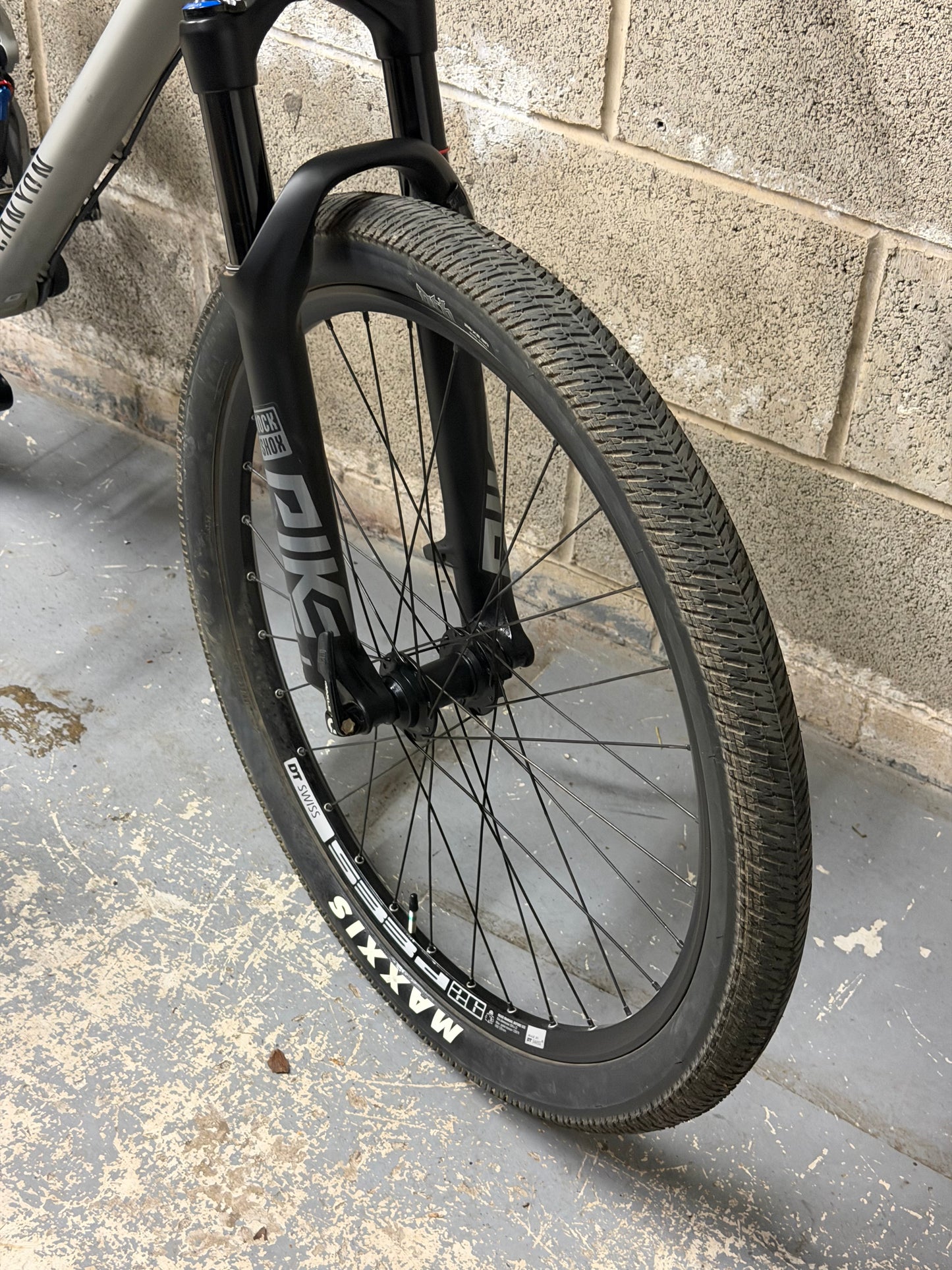 Custom Canyon Stitched 720 Slopestyle Dirt Jump Bike 26”