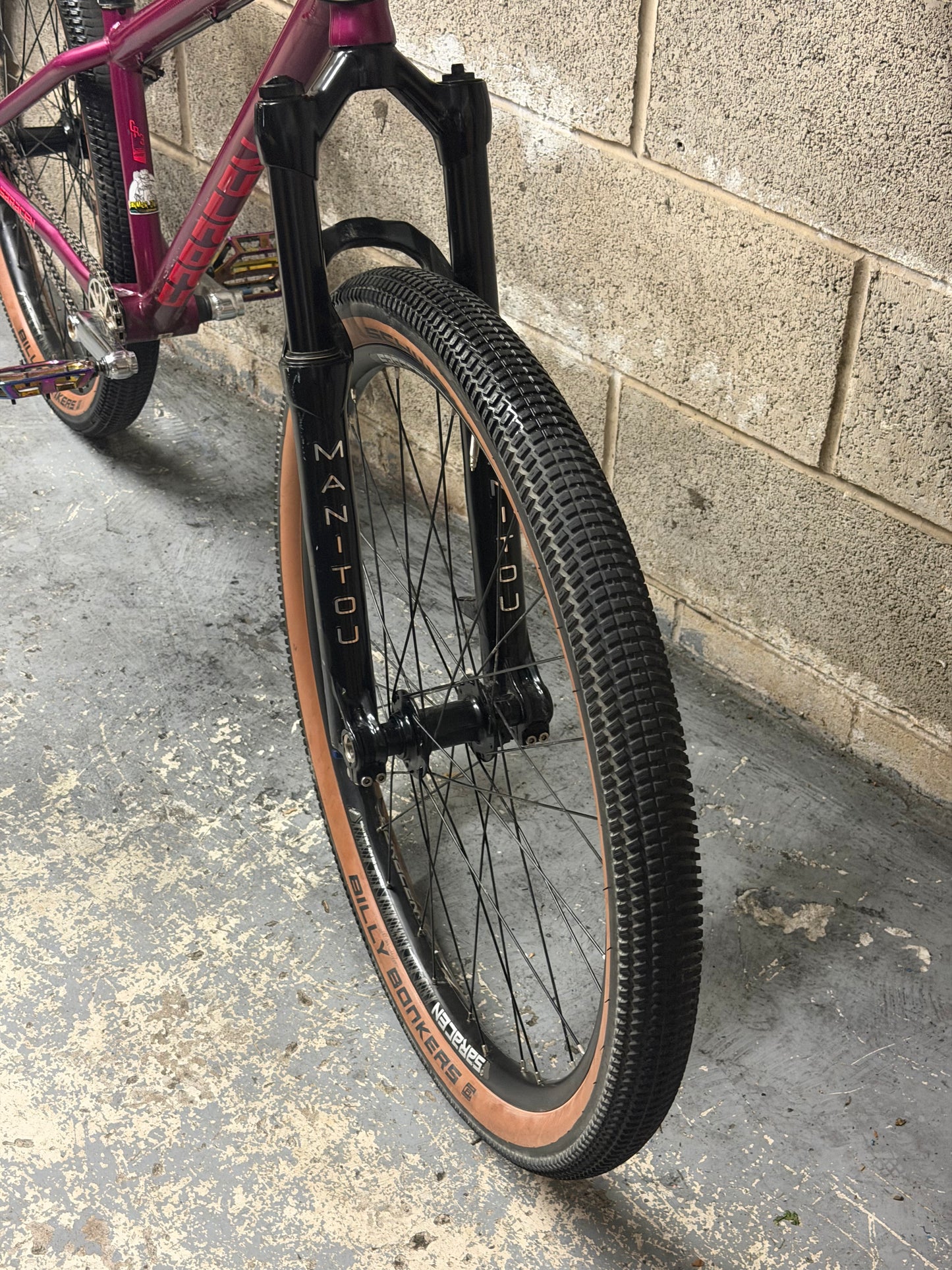 Custom Saracen Dirt Jump Bike 26”