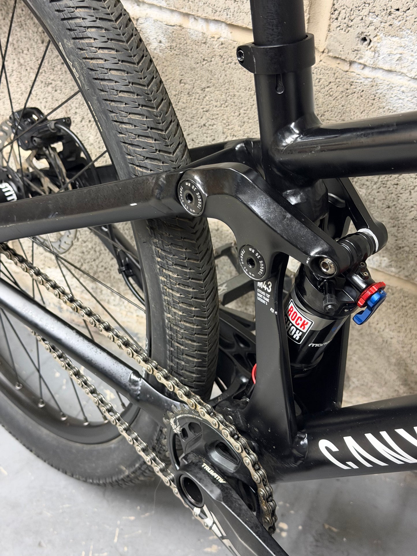 Custom Canyon Stitched 720 Slopestyle Dirt Jump Bike 26”