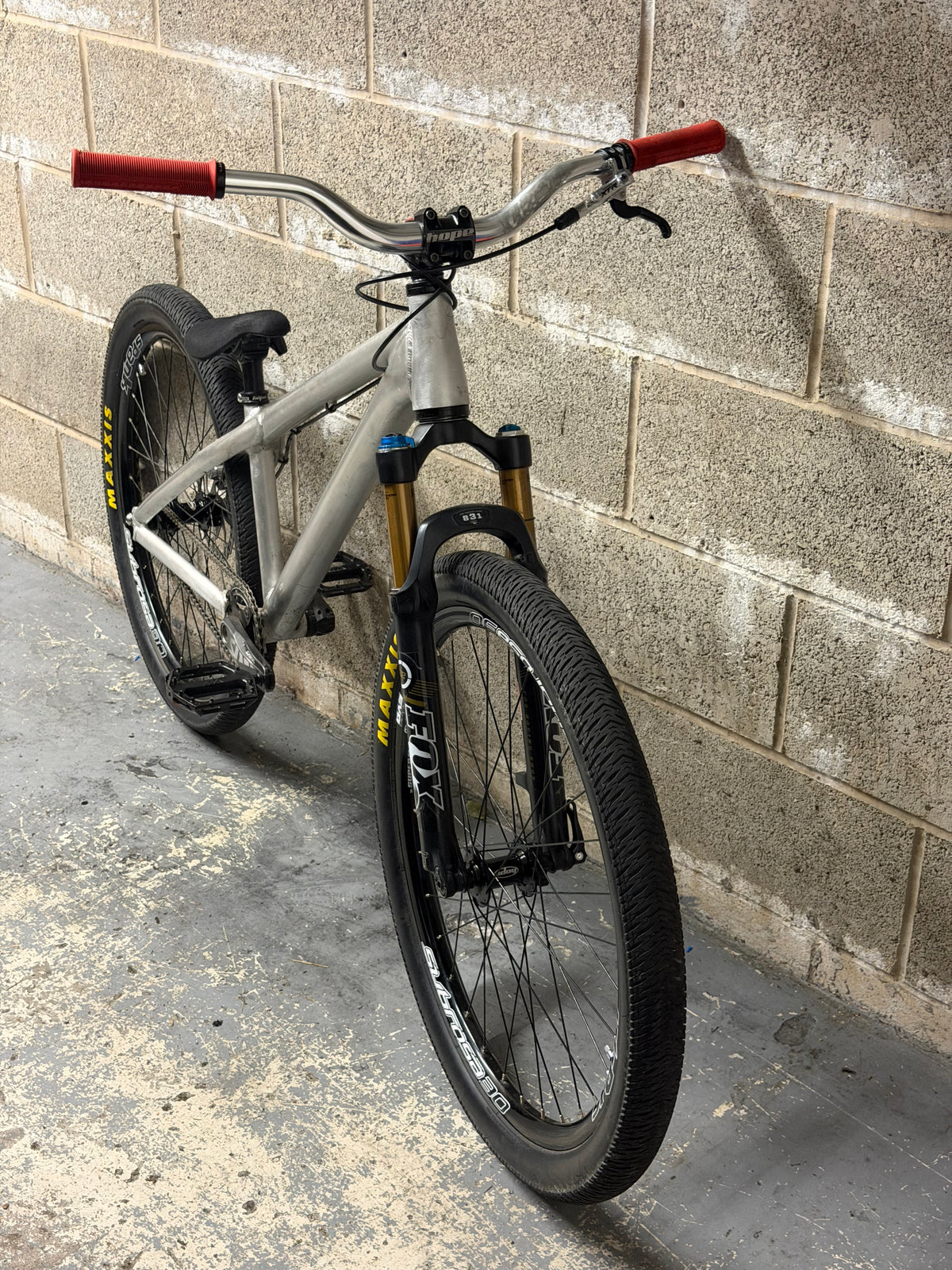 Custom Dartmoor Dirt Jump Bike 26”