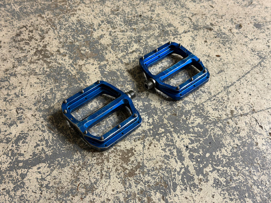 Burgtec Penthouse Pedals Blue RRP £140