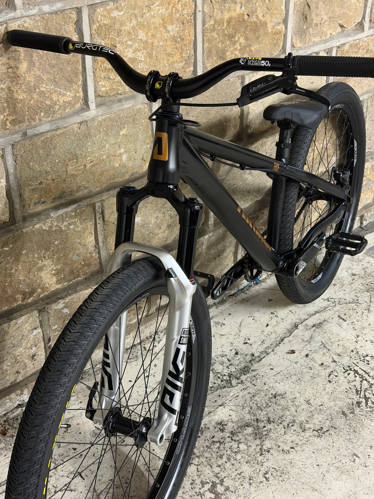 Custom Airdrop Fade Dirt Jump Bike 26” MINT