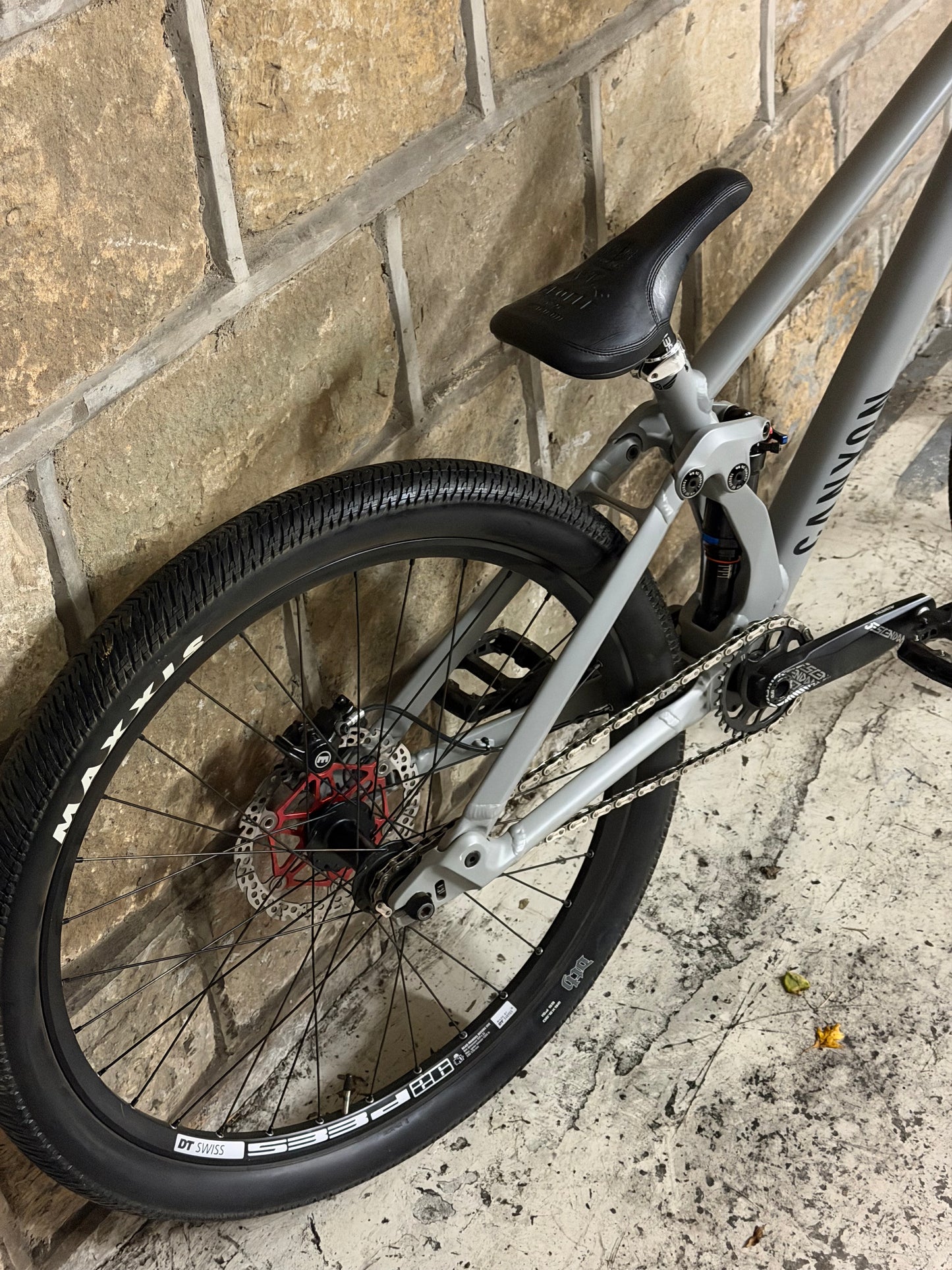 Custom Canyon Stitched 720 Slopestyle Dirt Jump Bike 26”