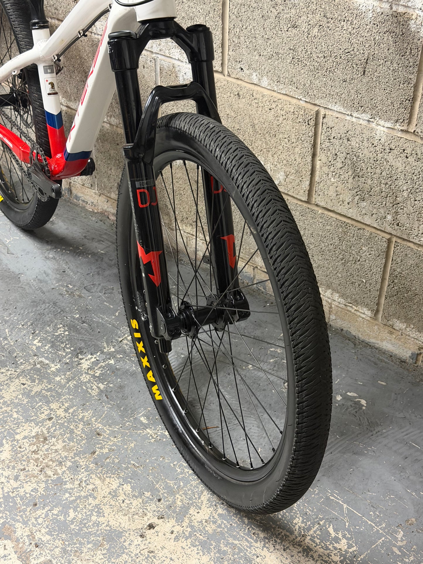 Intense DJ Dirt Jump Bike 26”