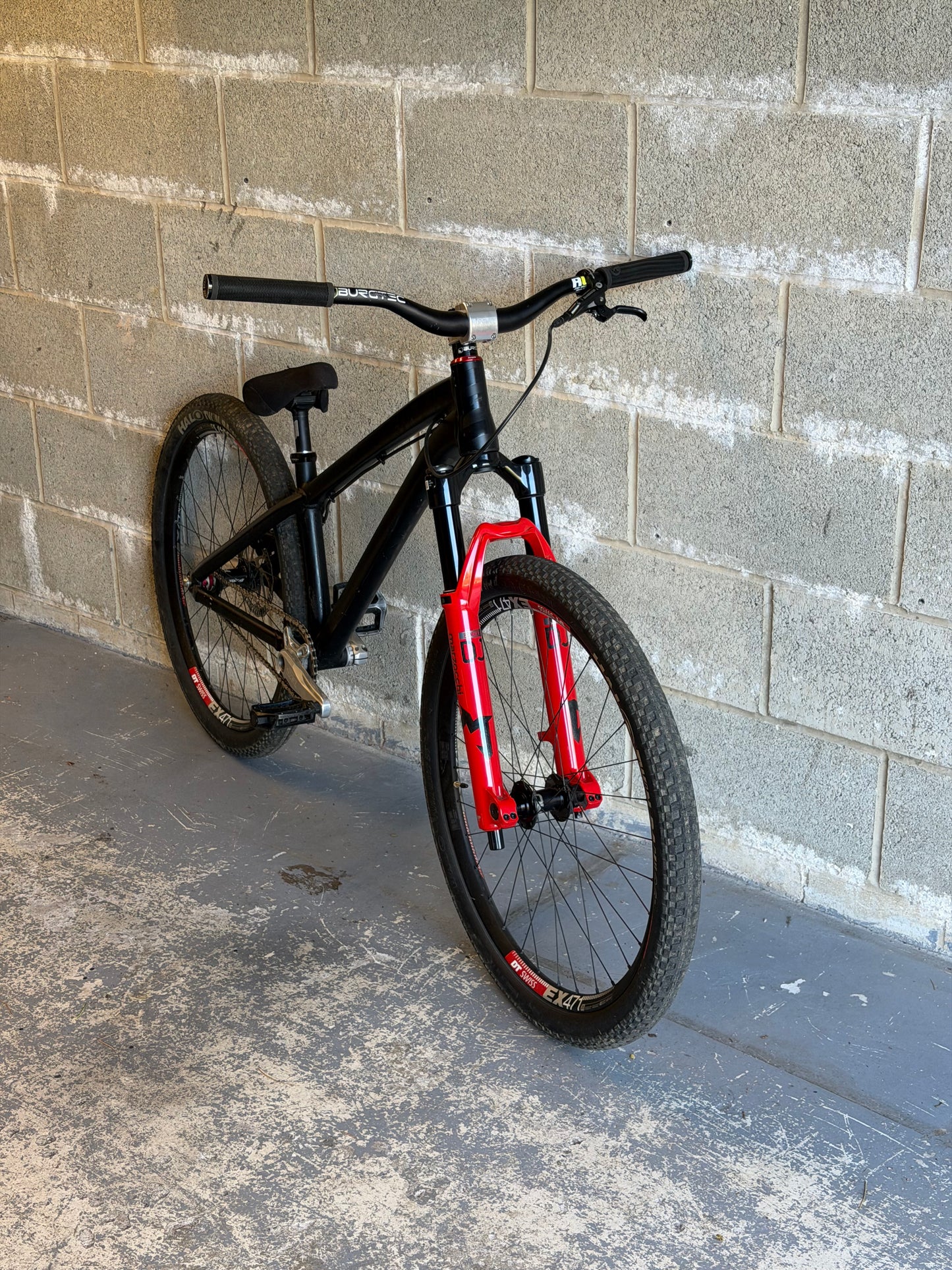 Custom Dartmoor Dirt Jump Bike 26”