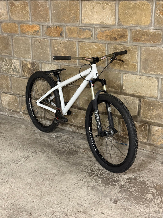 Custom Octane One Dirt Jump Bike 26”