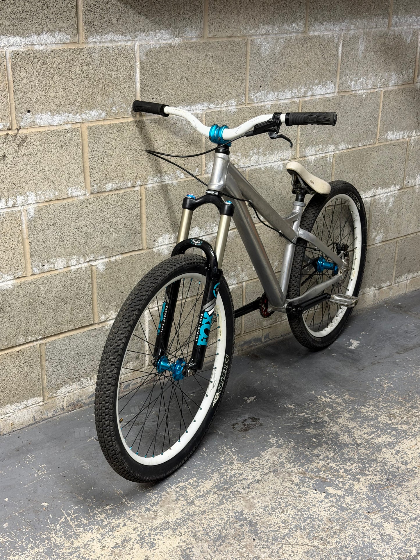 Custom Specialized Dirt Jump Bike 26”