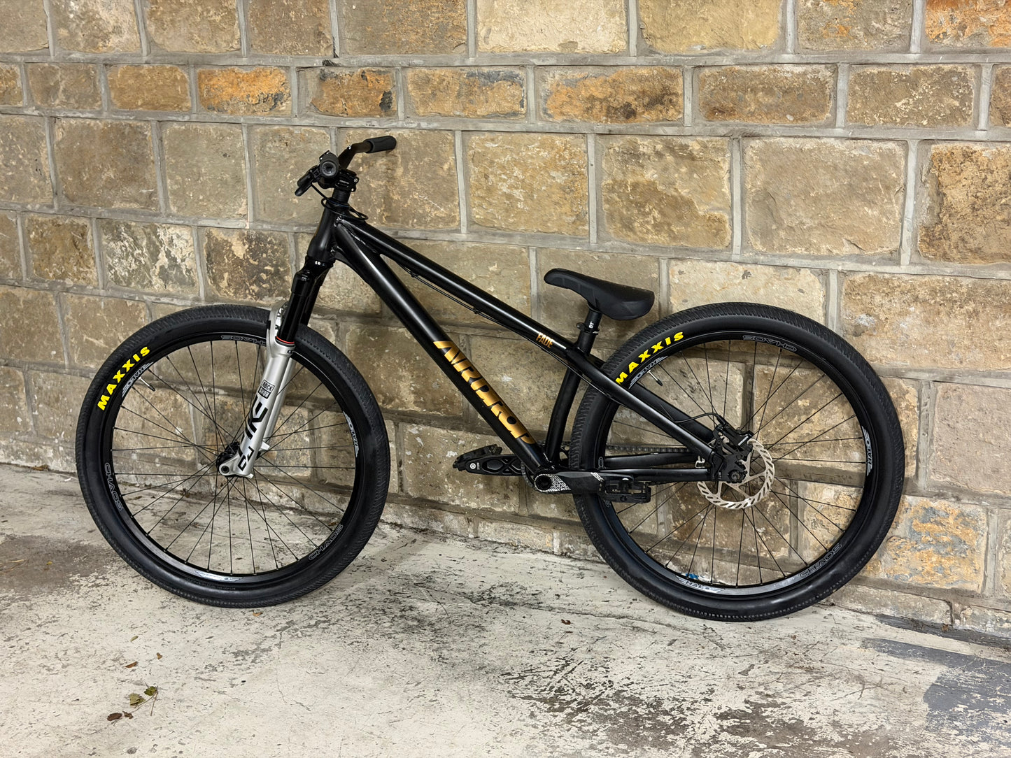 Custom Airdrop Fade Dirt Jump Bike 26” MINT