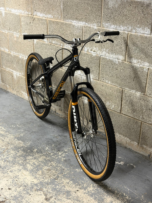 Custom Saracen Dirt Jump Bike 26”