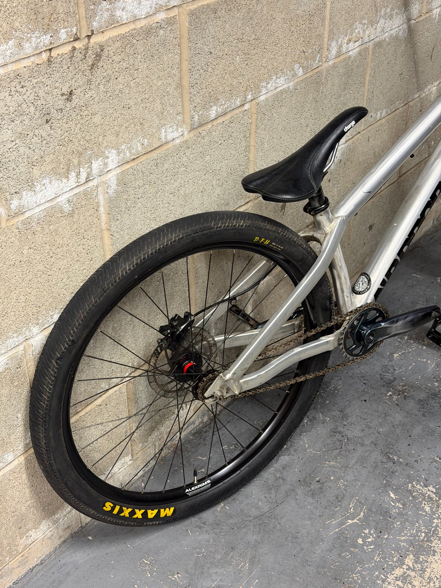 Custom Airdrop Fade Dirt Jump Bike 26”